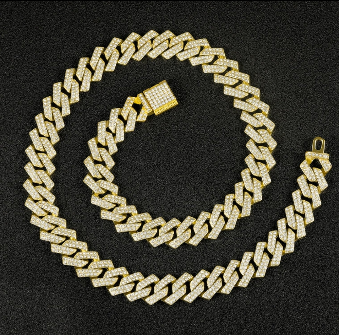 Pozłacany chain KBM z mossaitem